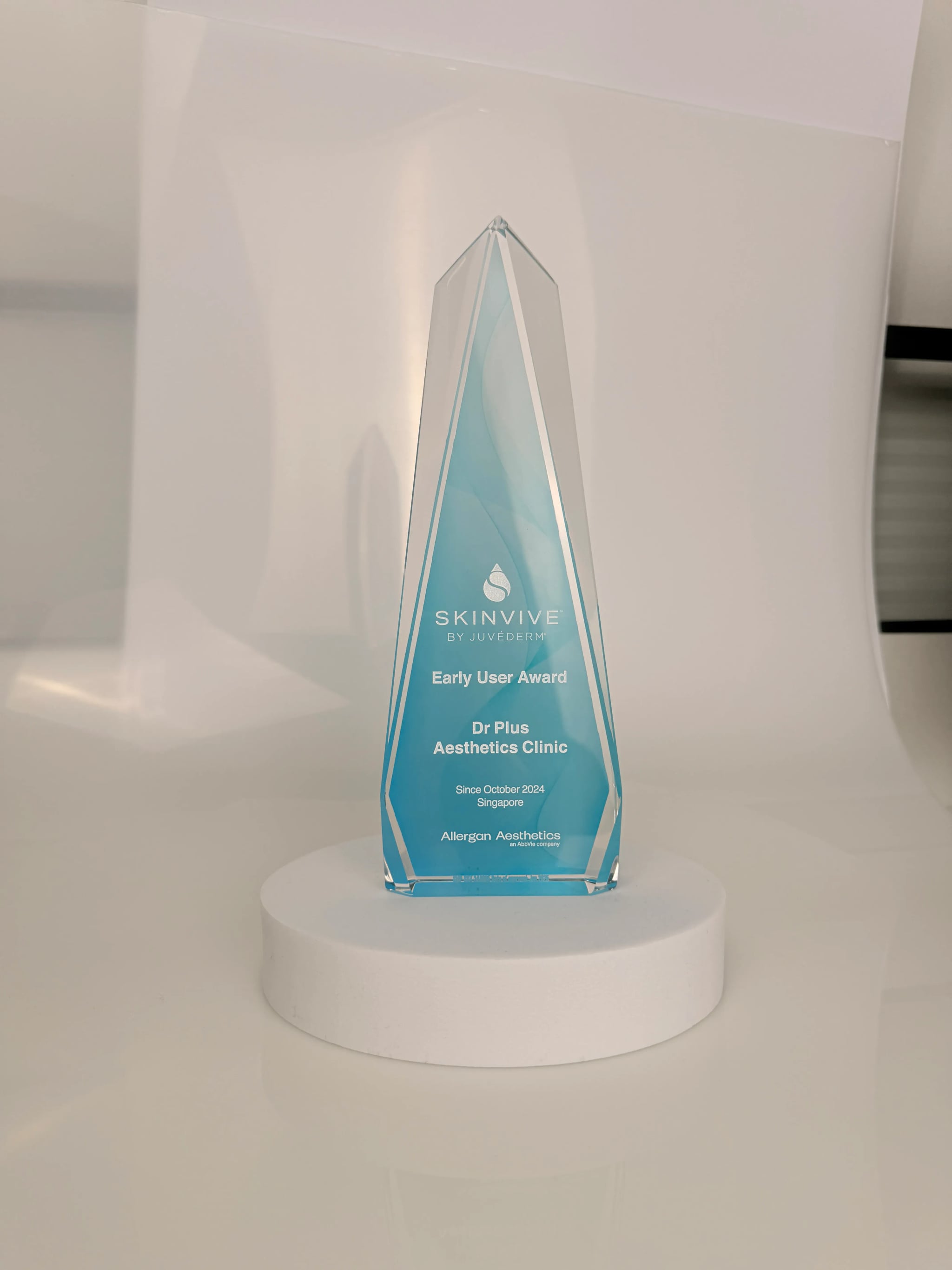 Skinvive Early User Award award