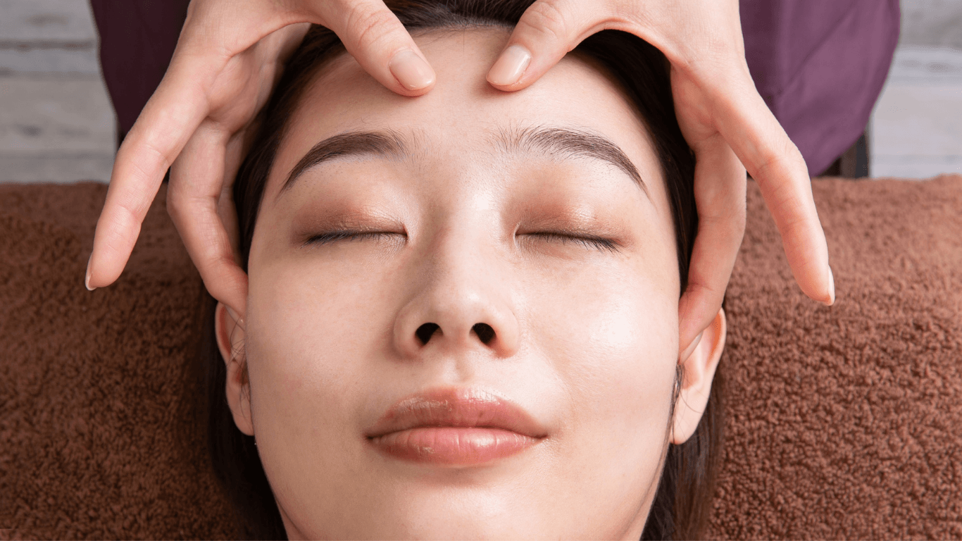 women with Facial asymmetry